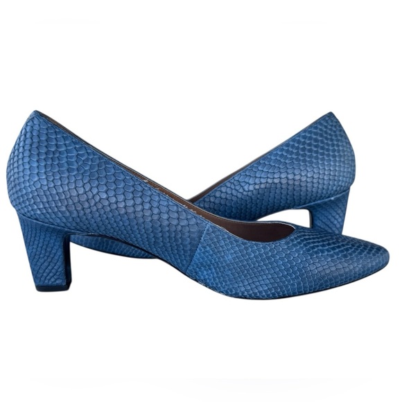 VIONIC MADISON MIA Heels - Picture 7 of 10